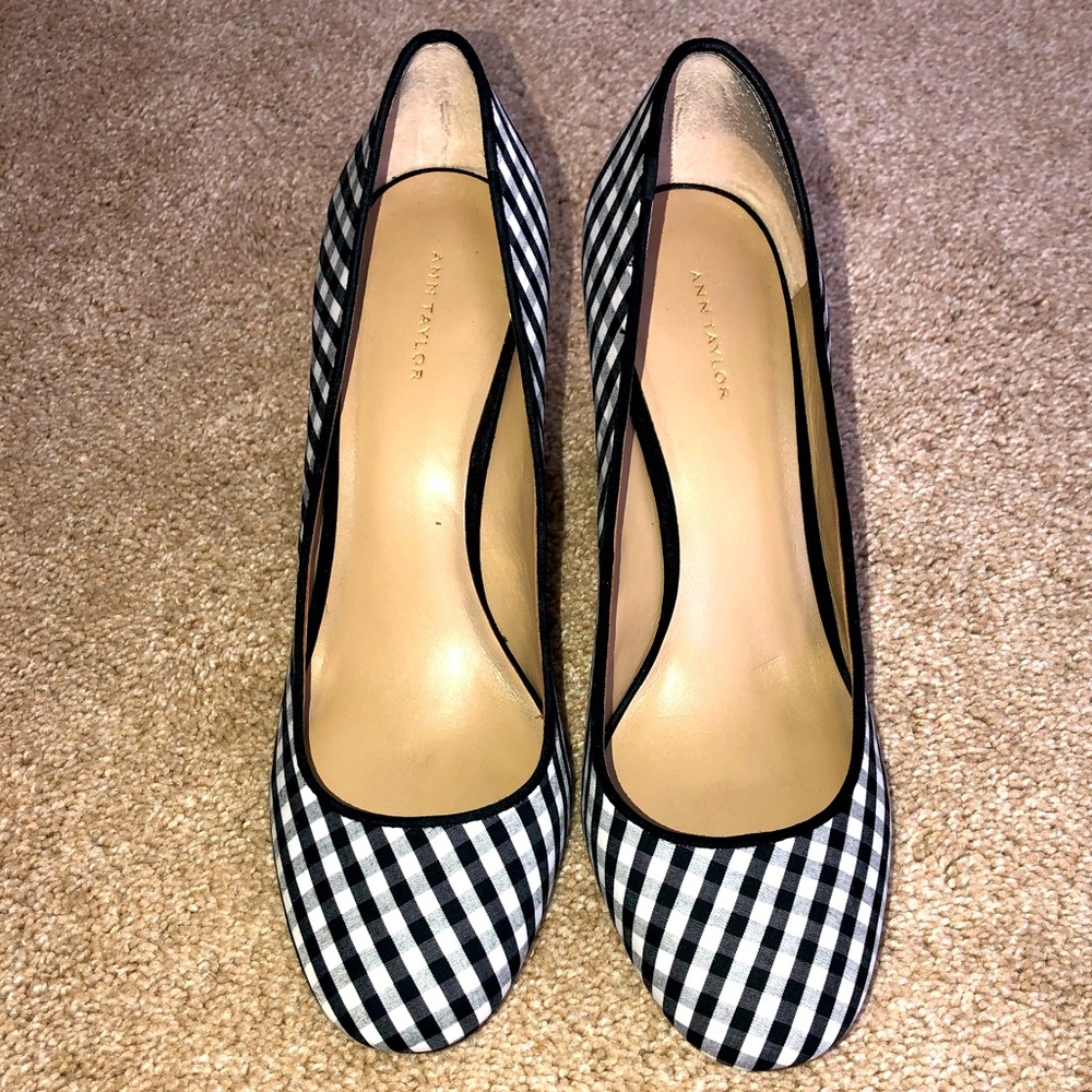 Ann Taylor Black and white gingham print block heel shoes